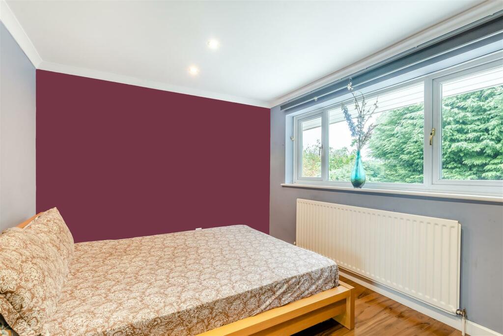 8623298-interior23.jpg