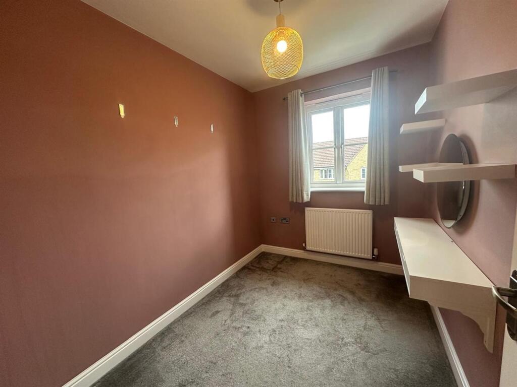 BEDROOM 3:
