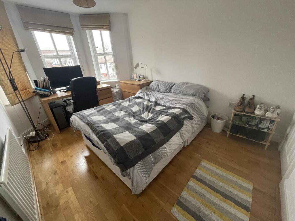37dr.Room5.jpg