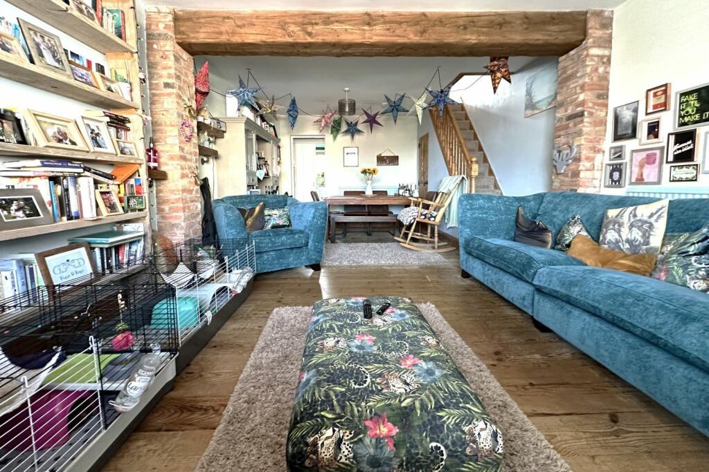 Beautiful Mid Terraced Home For Sale
