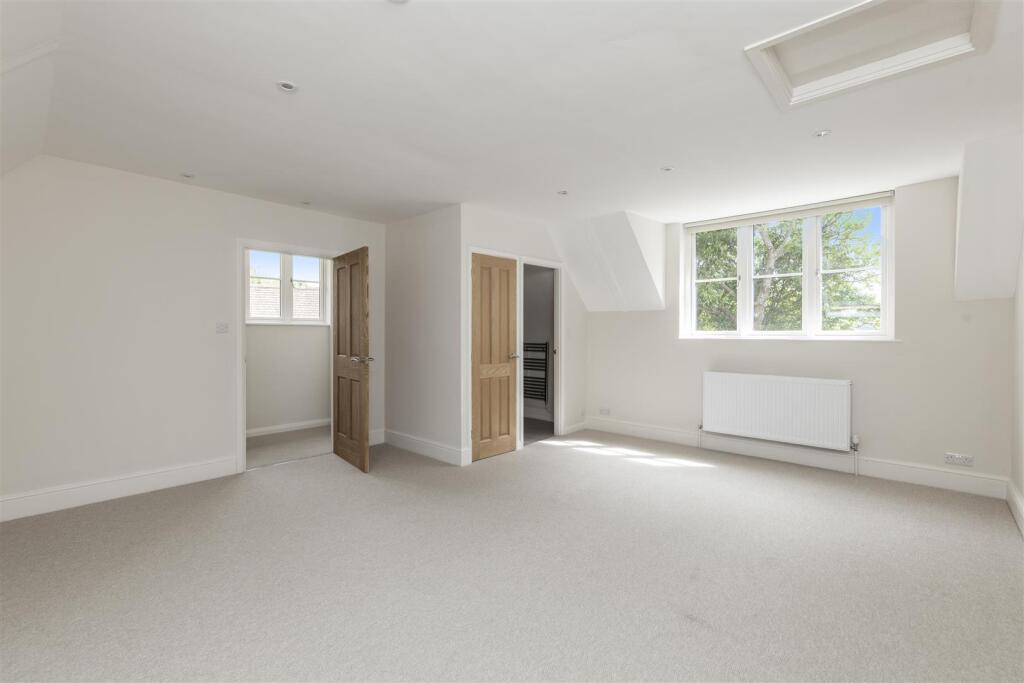 Brookwell-Cottage-Brookwell-Lane-Bramley-GU5-0LQ-1