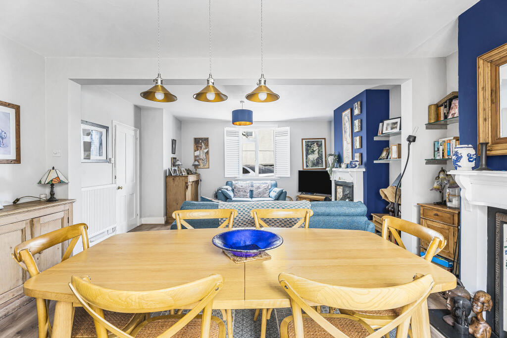 Living/Dining Room