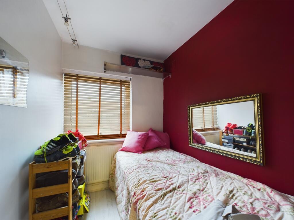 CAM03750G0-PR0029-STILL015