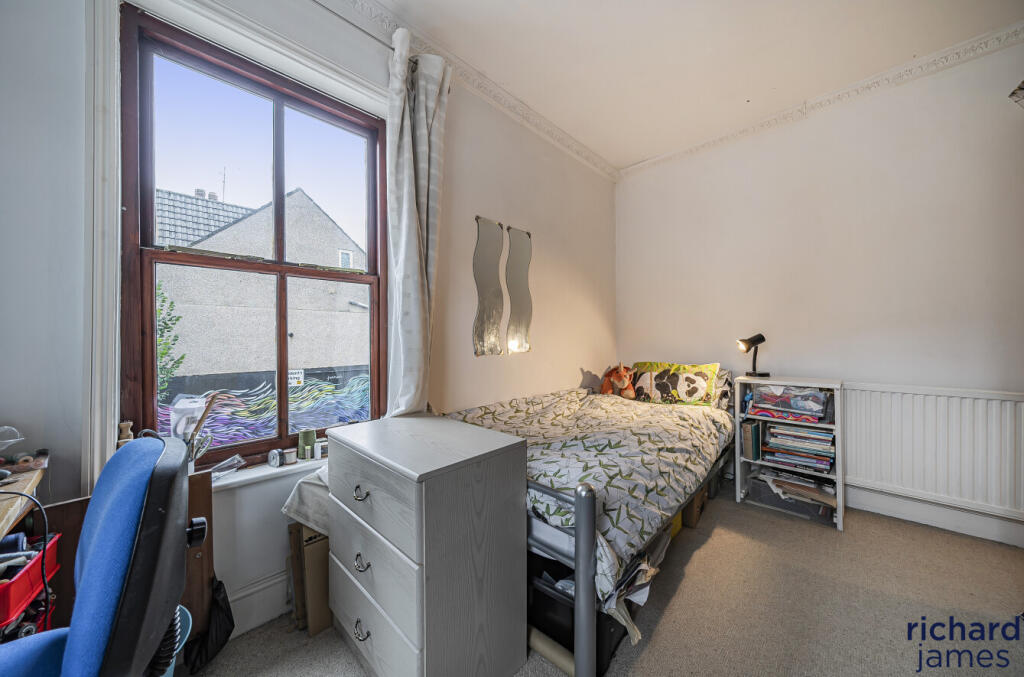 34ea96cb-ce11-49d...