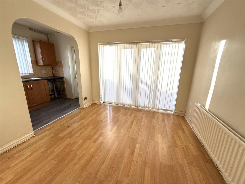 14 HAGLEY DROOM.jpeg