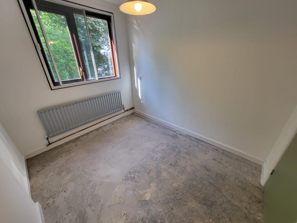 Bedroom 3/Dining Room