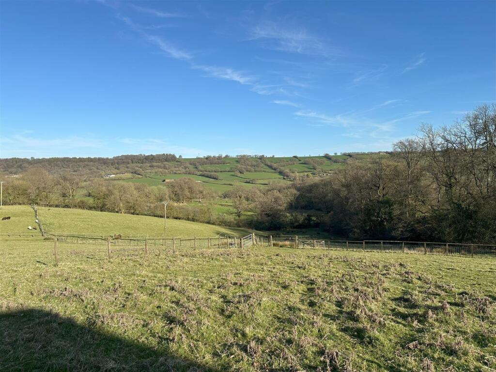 Land at Pound 4.jpeg