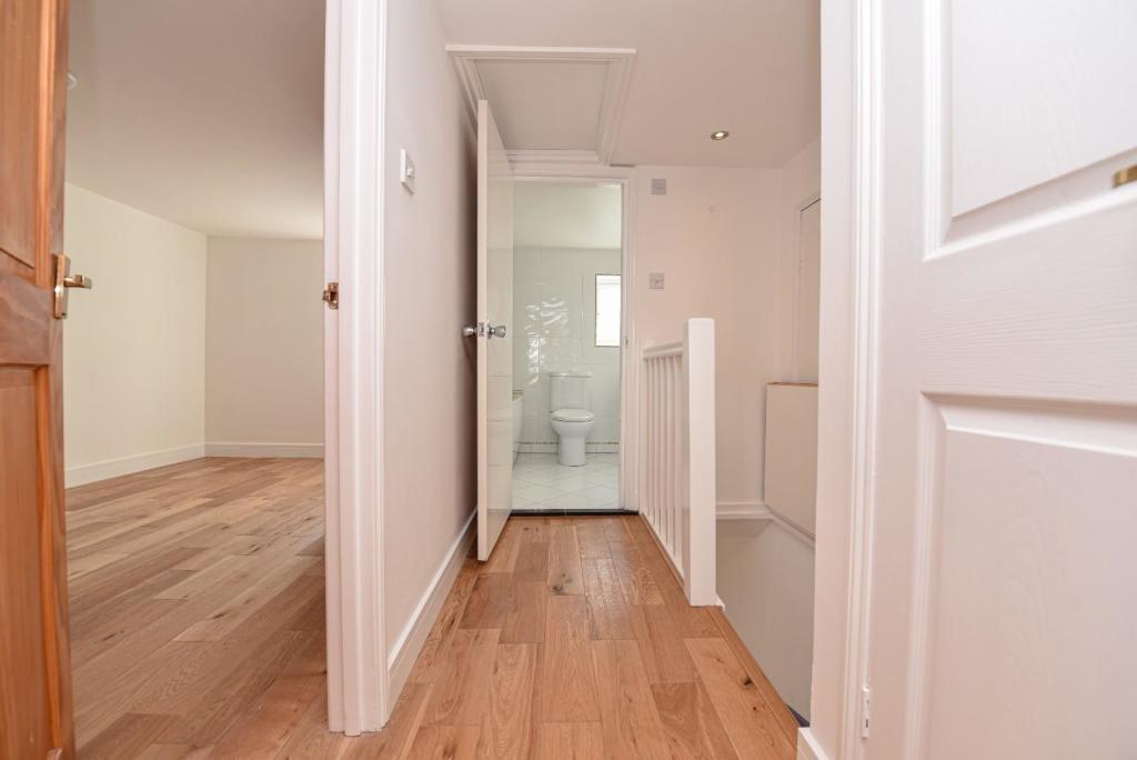 Second Floor Landing