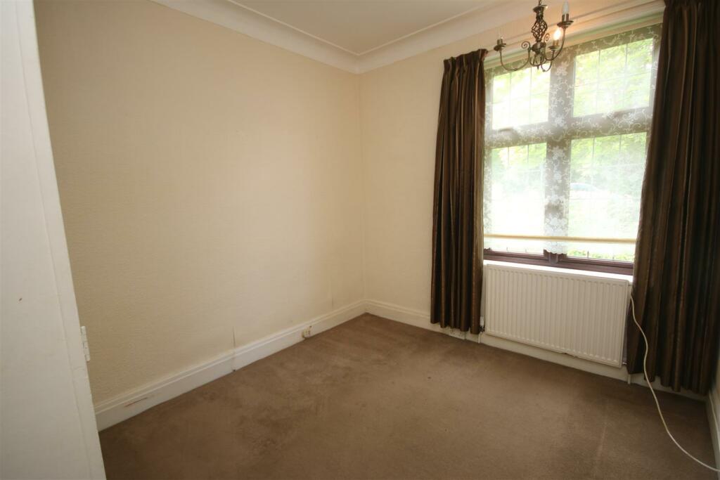 BEDROOM 2: PIC. 1