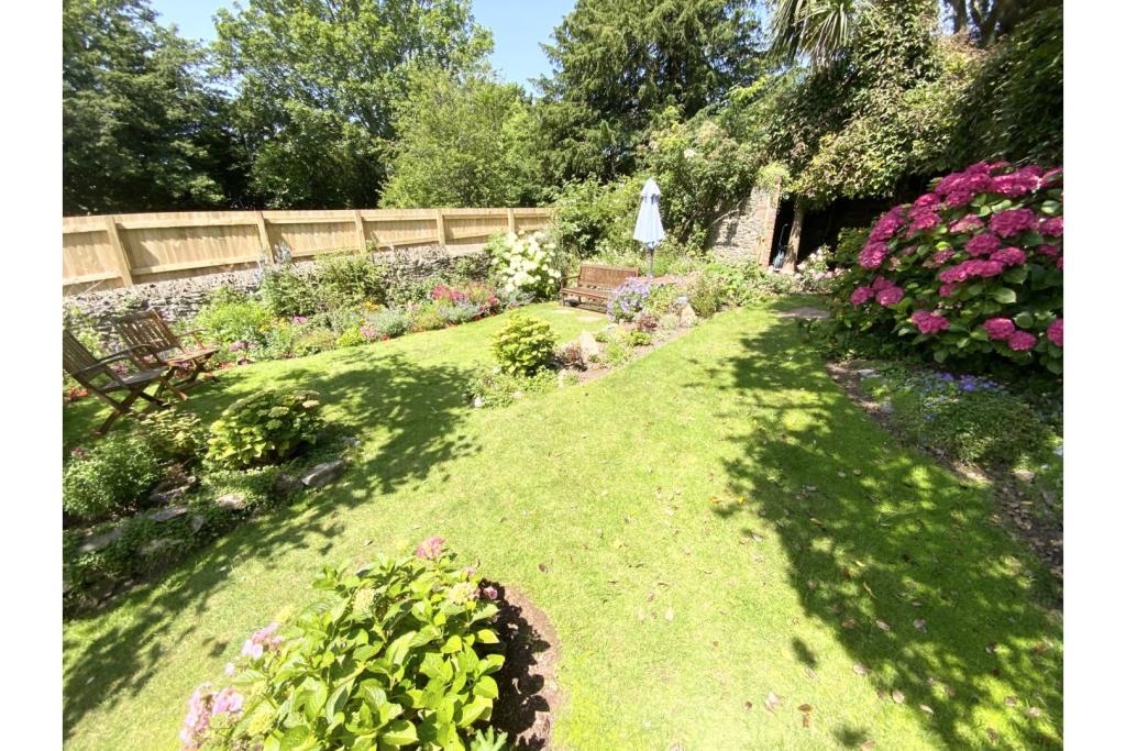 Communal Gardens