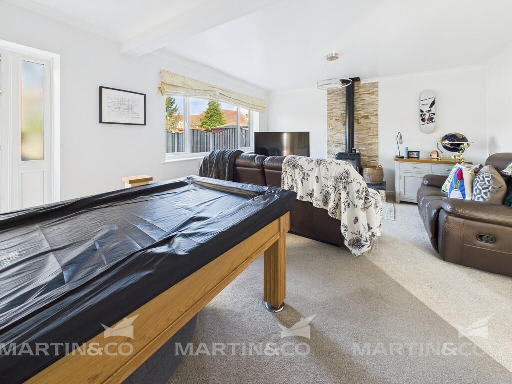 CAM02406G0-PR0425...