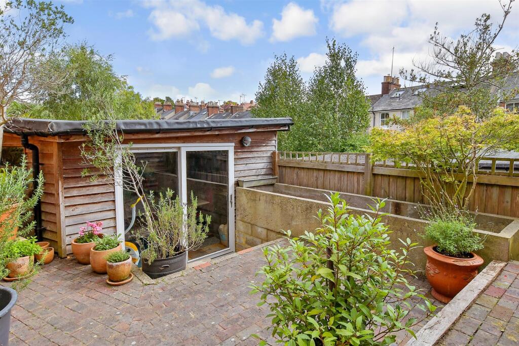 Workshop/Outbuildings