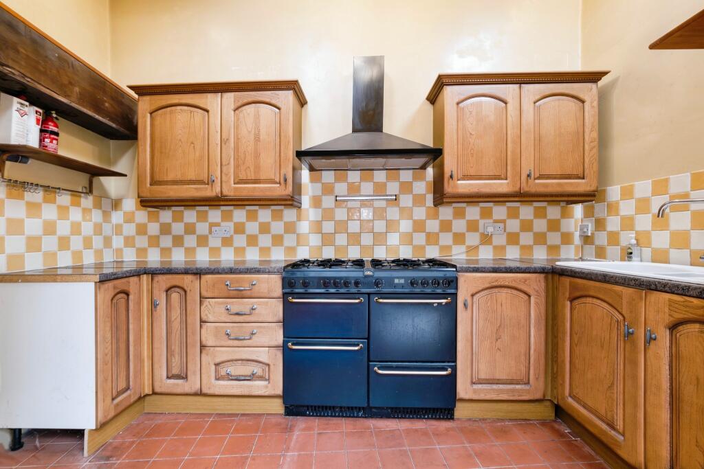 Fitted Kitchen