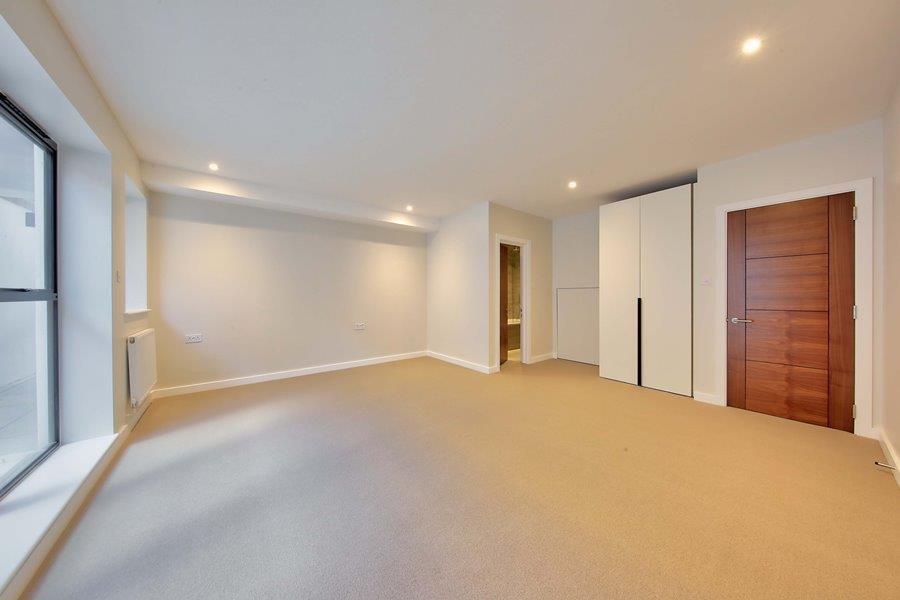 4_tilemakers_yard_Bedroom 1 (2).jpg