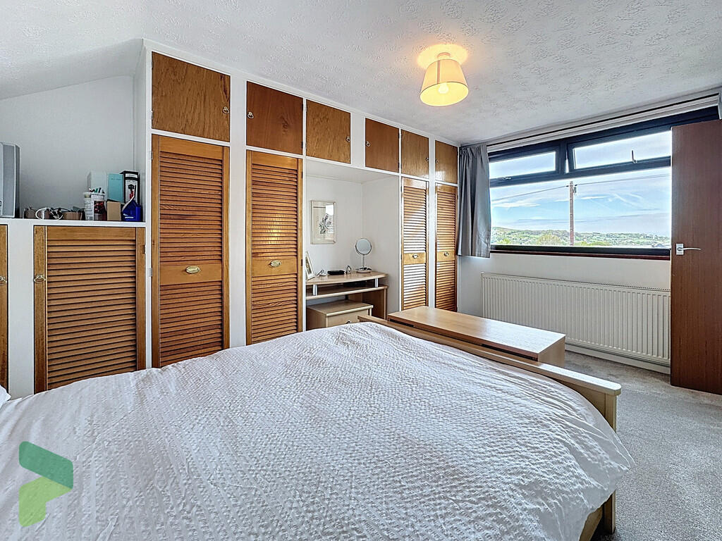 Bedroom 1 first f...