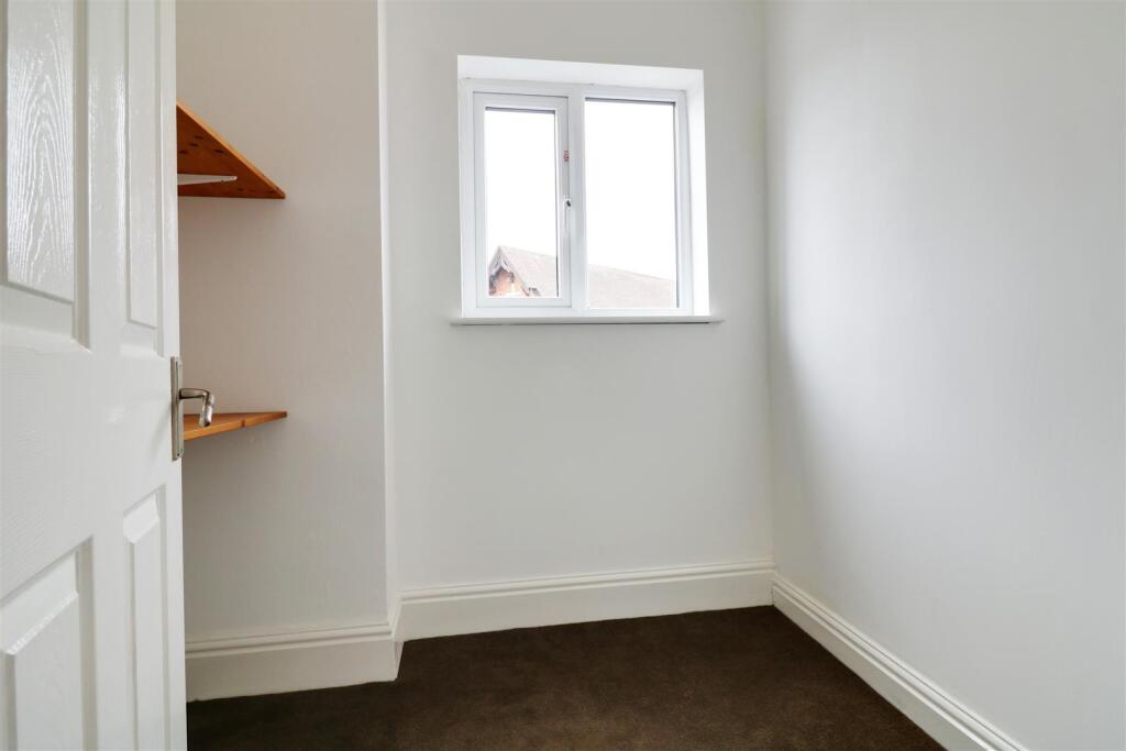 bedroom 3.jpg