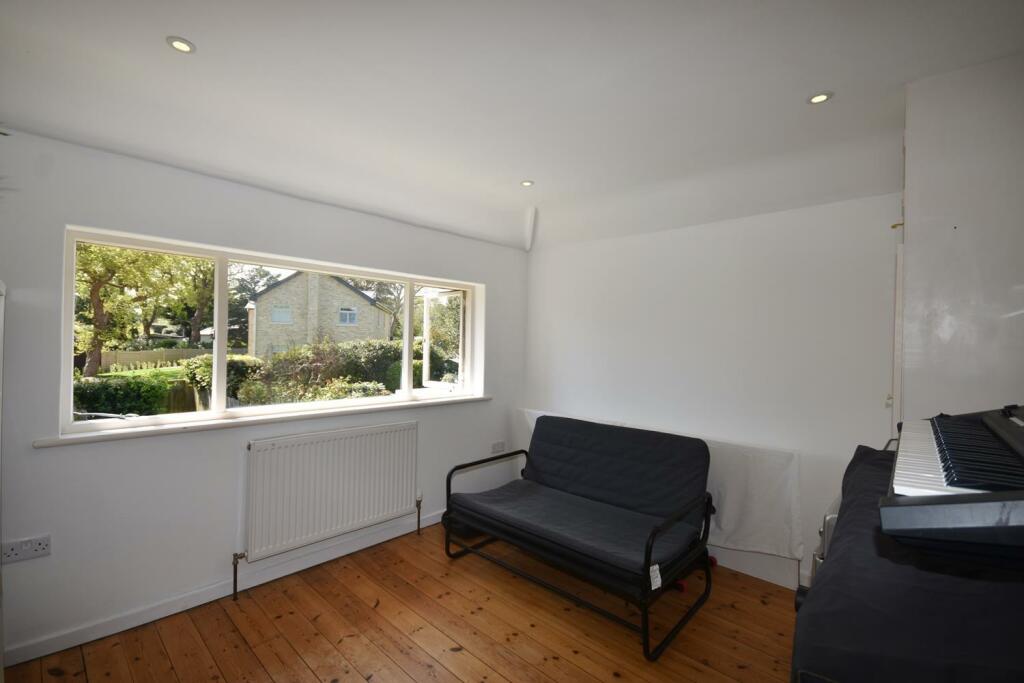 BEDROOM 3.JPG