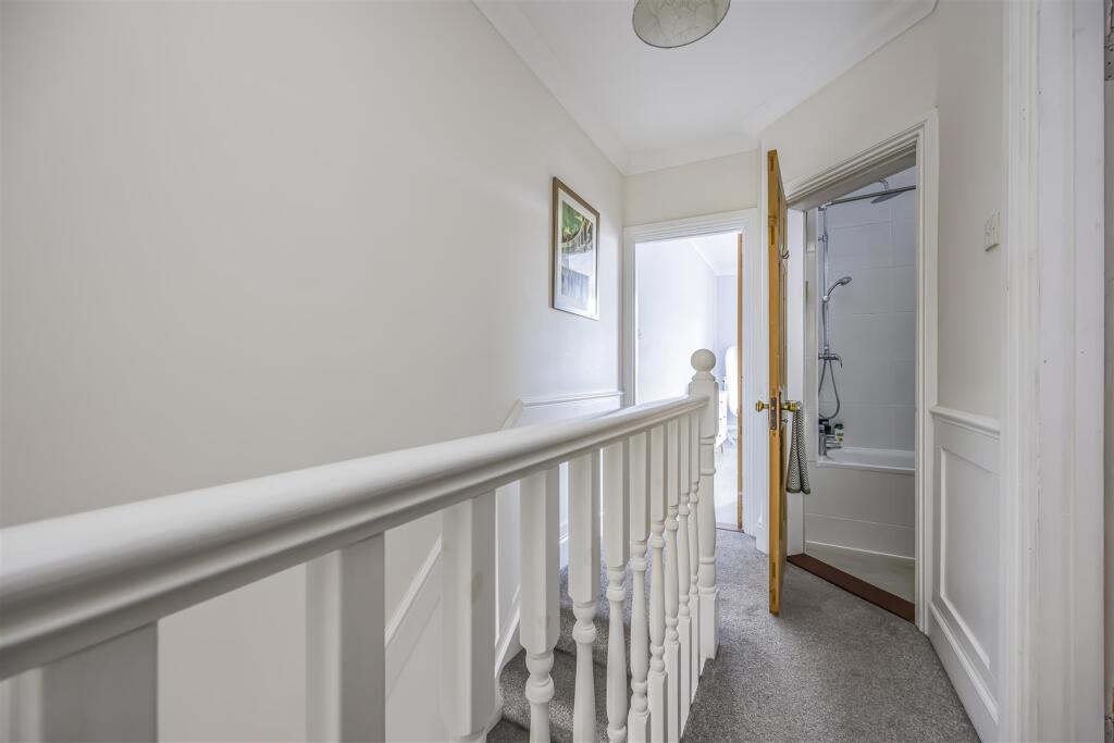 6 Hellyer Road, Southsea-PorticoMarketing-SoldBy-7
