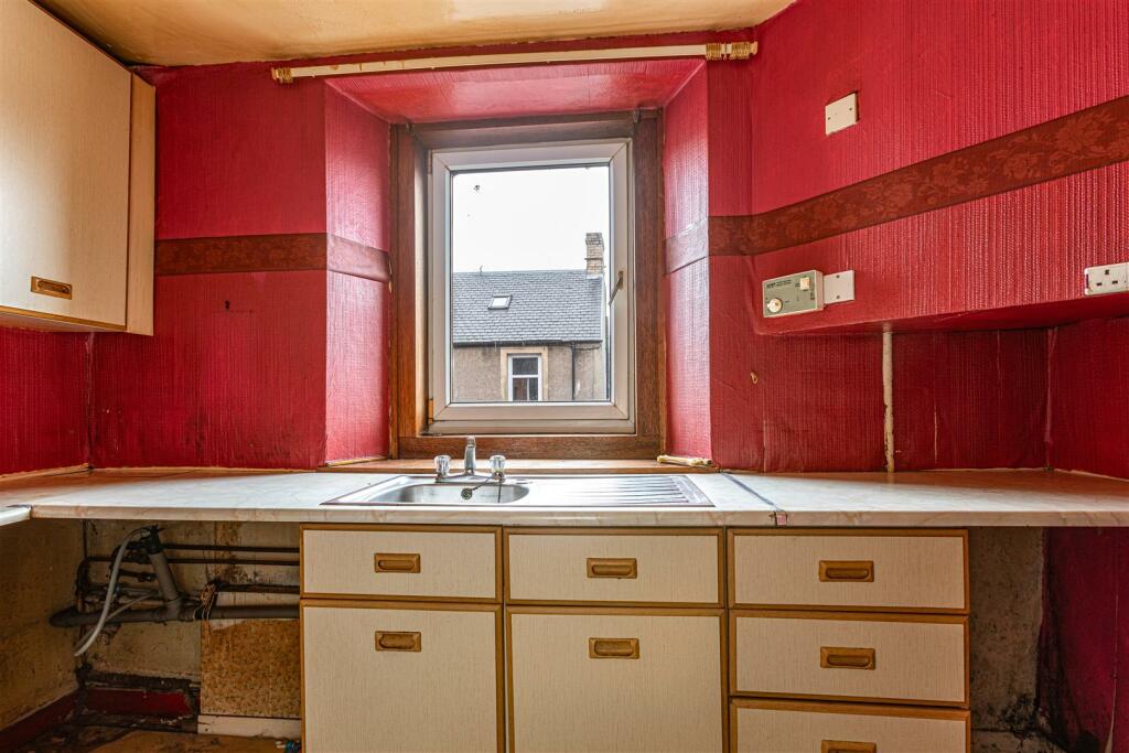 8 East High Street Greenlaw 11.JPG