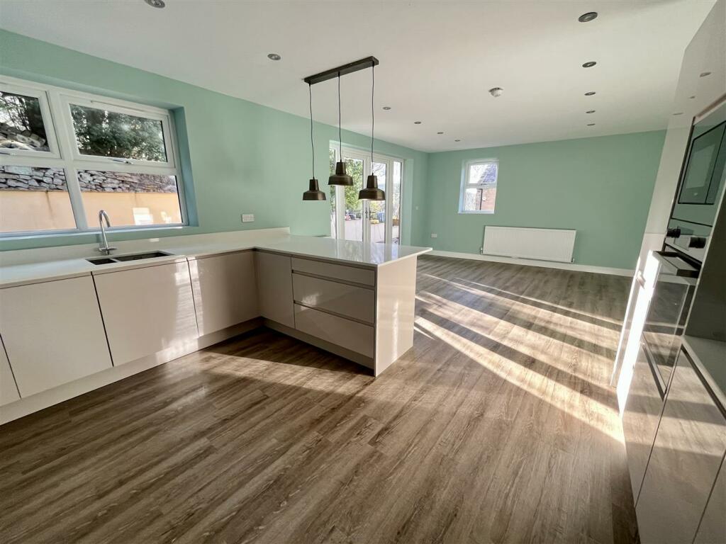 Open Plan Dining Kitchen