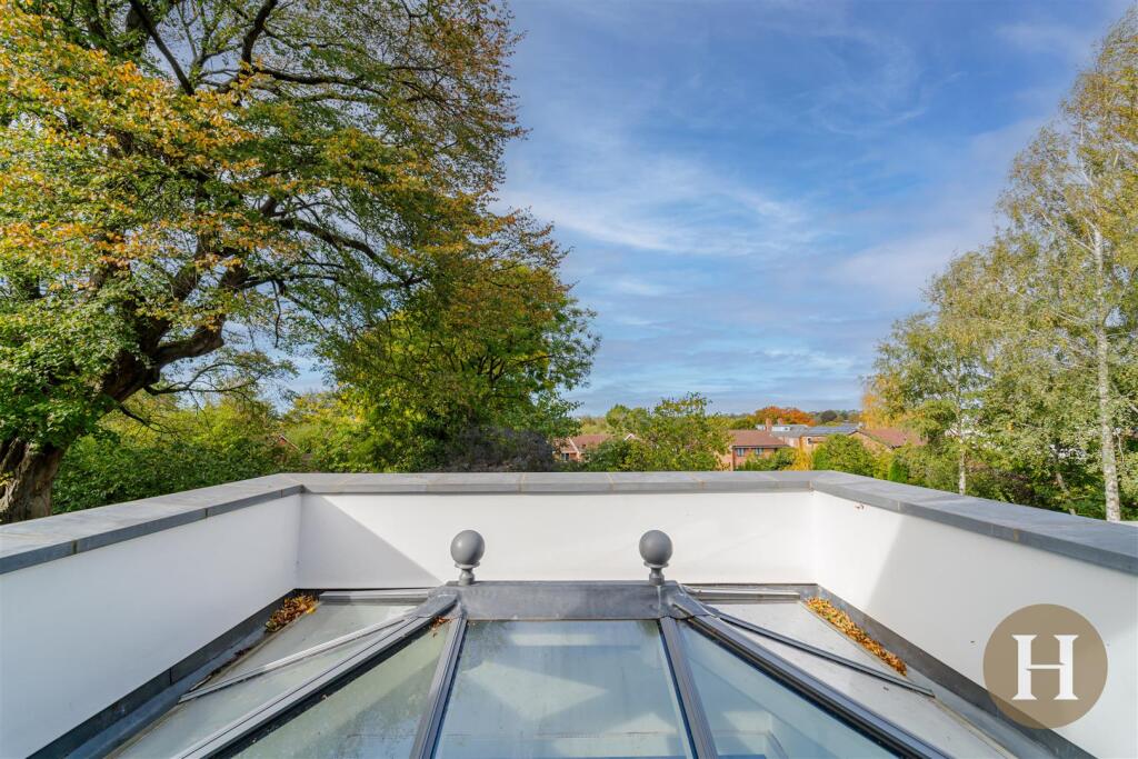 Hadleigh Estate Agents-39.jpg