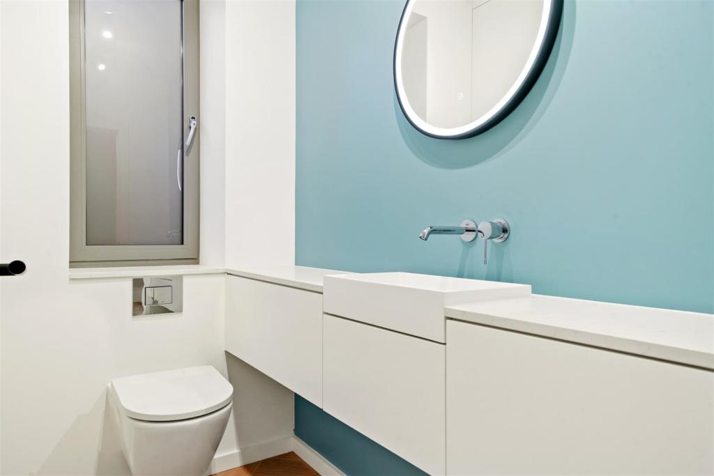 1 Acorn Close - akUc1RBFnppg9IetyK36.jpg