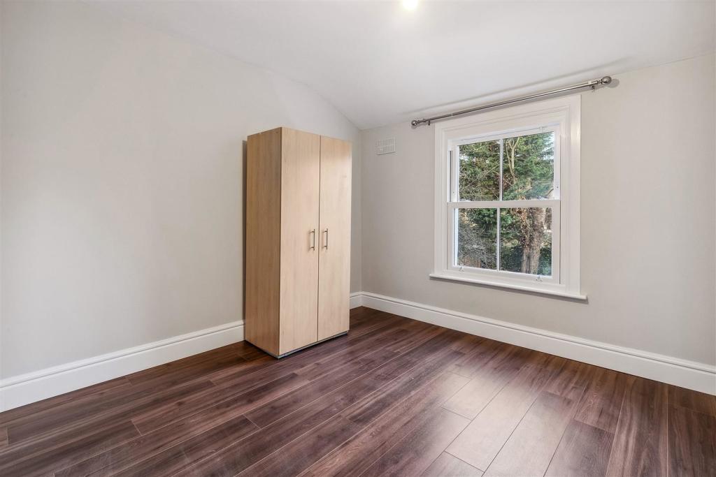 Flat 1, 48 Lambert Road-6.jpg