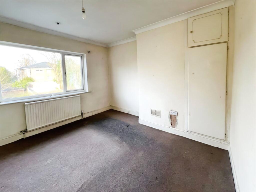 Bedroom 1 (Back)