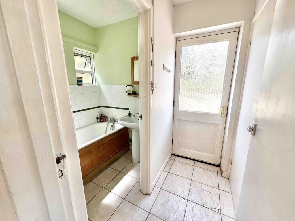 Side access and Bathroom