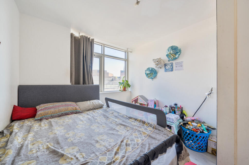 1363899-1-68e4ab1...