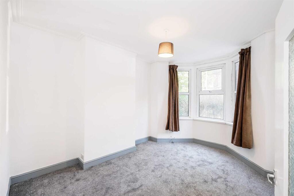 6 Cornwallis road-1.JPG