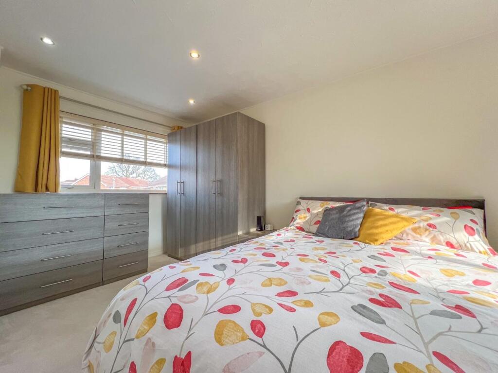 Gloucester Cl. Image-5.jpg