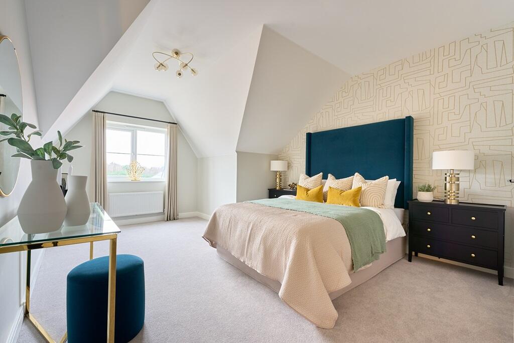 Spacious Primary bedroom