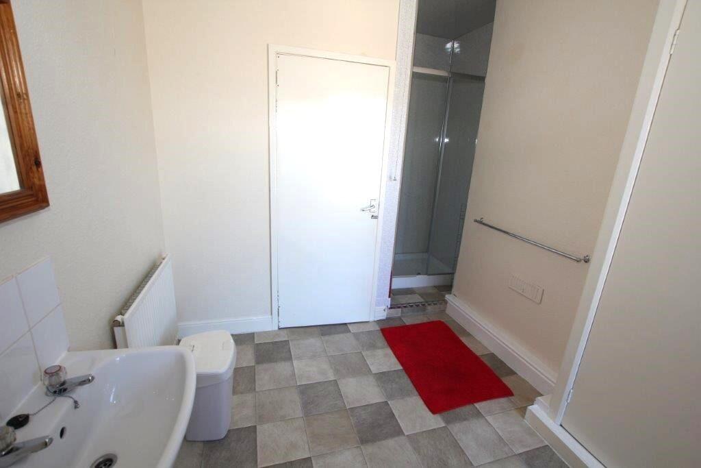 29 CS BATH 2