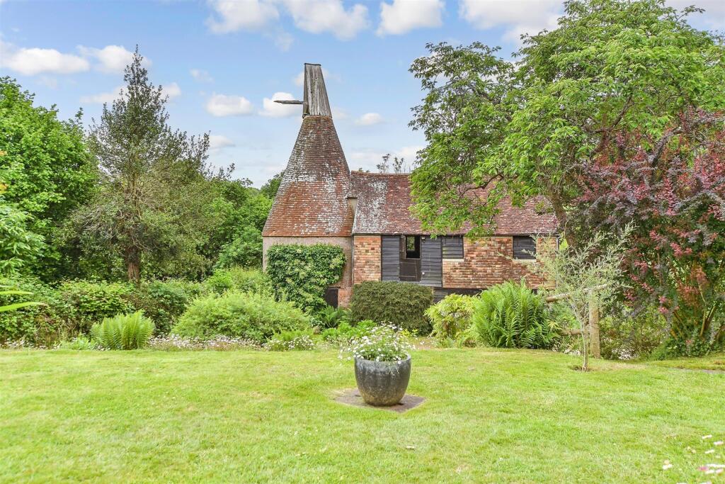 Workshop/Outbuildings