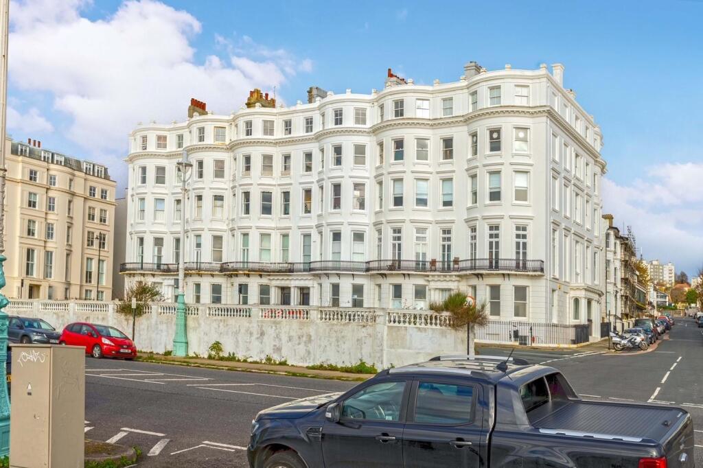 Clarendon front 2.jpg