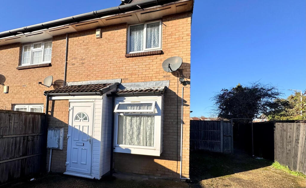 Ramulis Drive,  Hayes, UB4