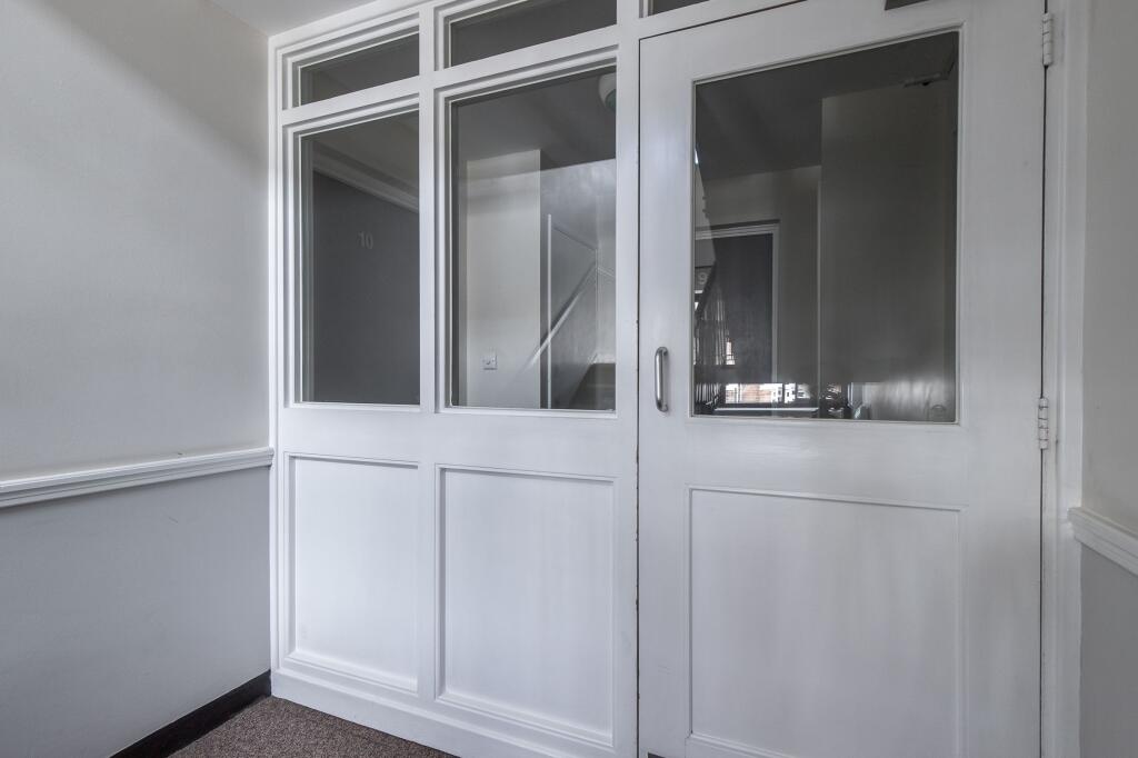 apartment_door