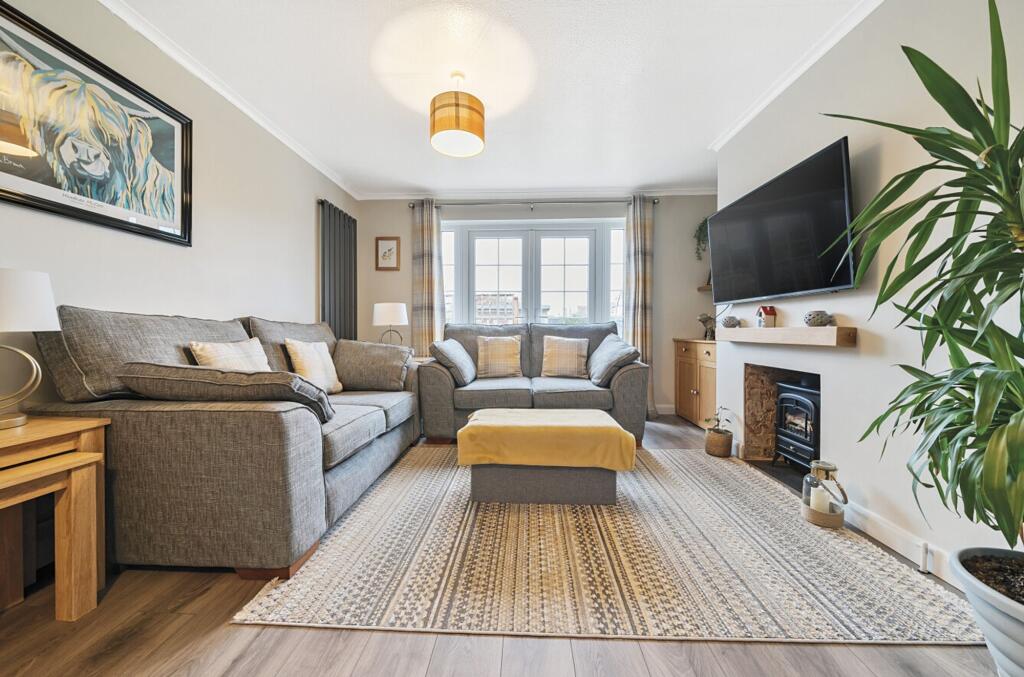 Living/Dining Room