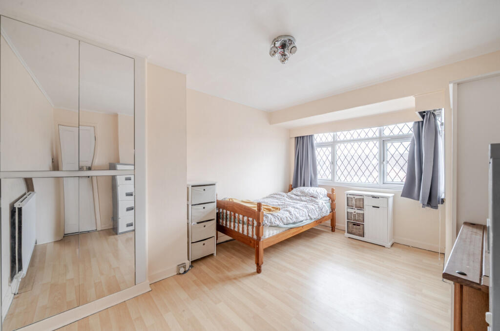 1346919-17-68c3f7...