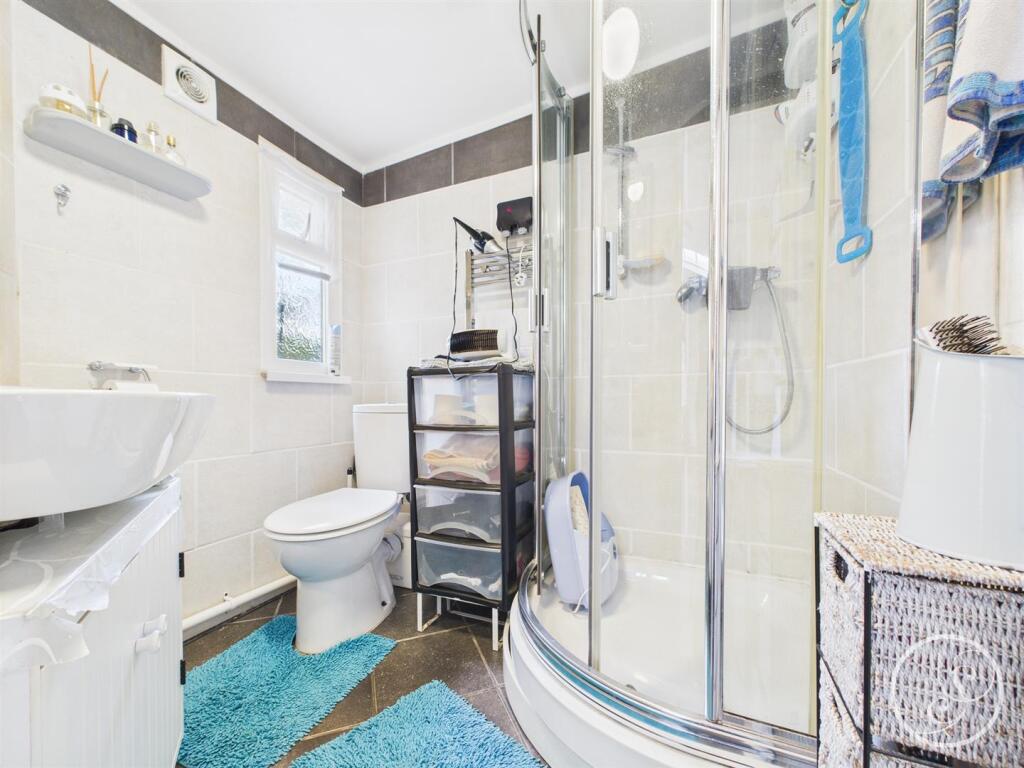 DOWNSTAIRS BATHROOM