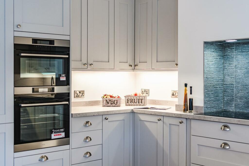 Details 119 Totterdown Road WSM - Mark Templer - R