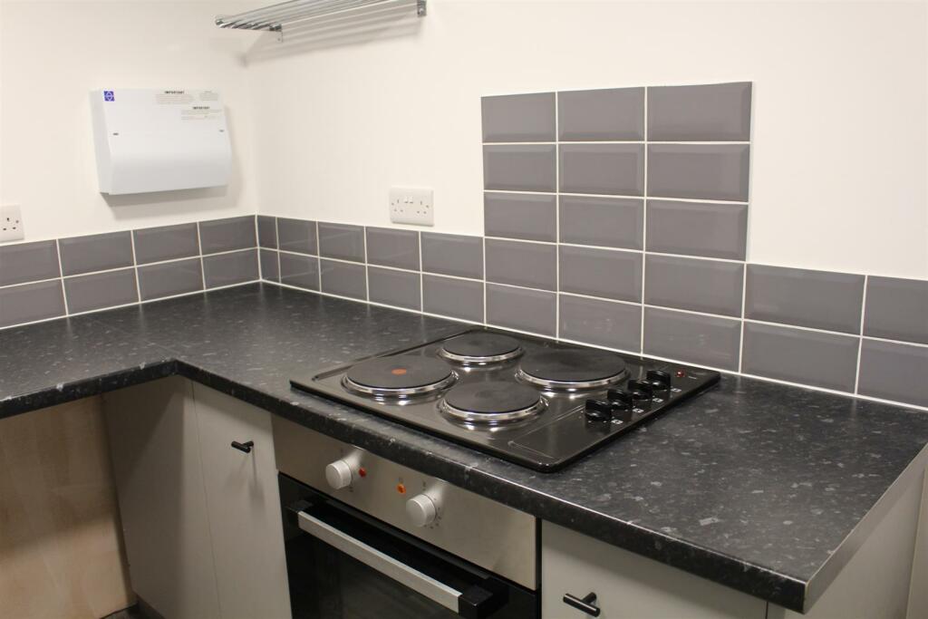 Kitchen29.JPG
