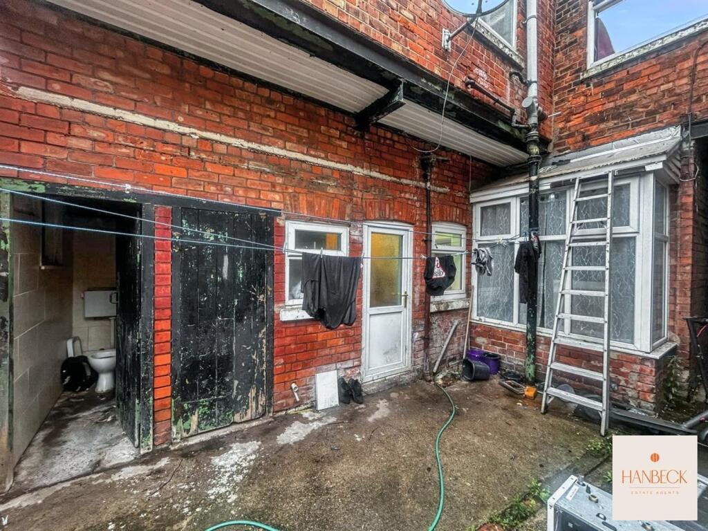 WhatsApp Image 2025-07-21 at 09.40.28 (4).jpg