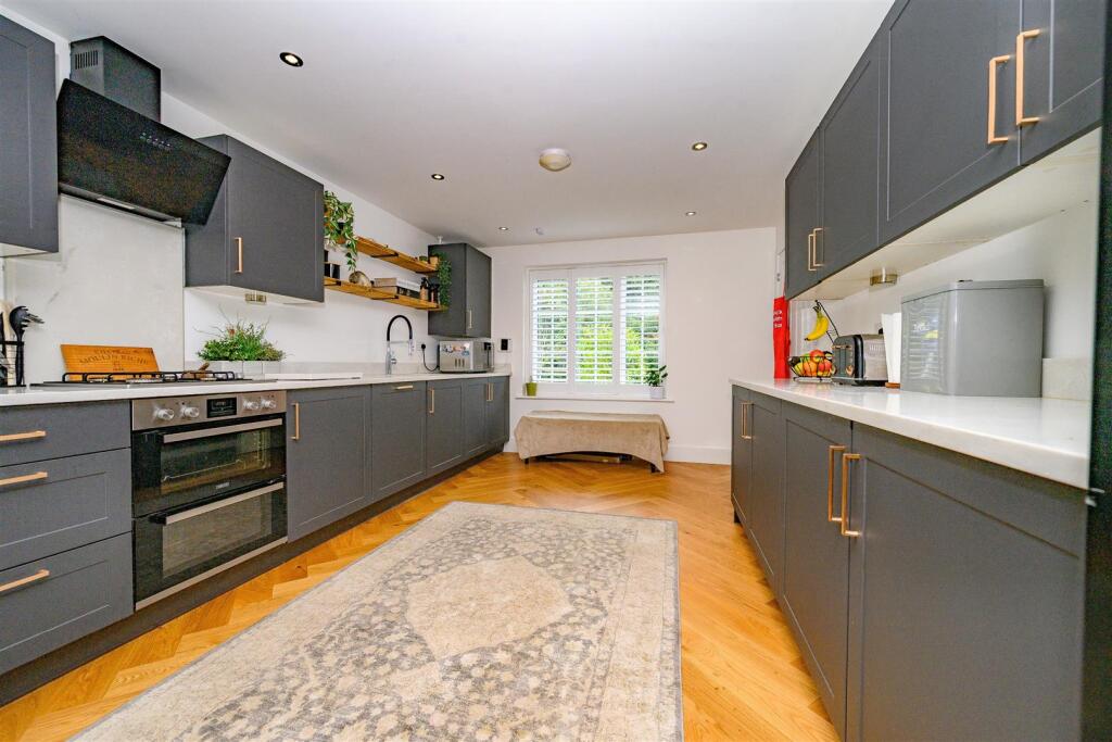 Kitchen Diner