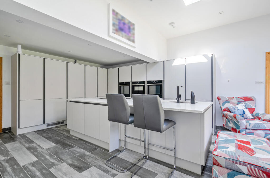 1370534-14-68f0e2...