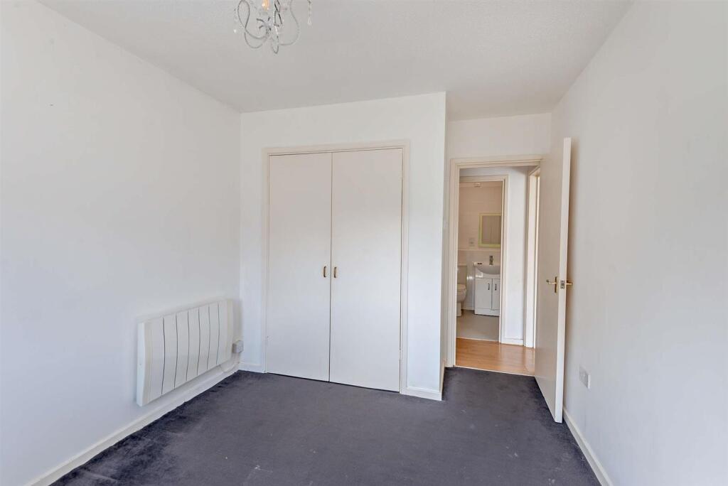 8663257-interior03-800.jpg