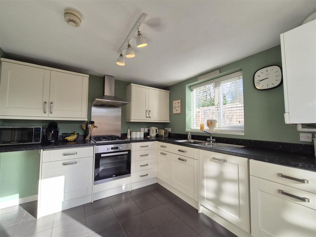 Fitted Breakfast Kitchen