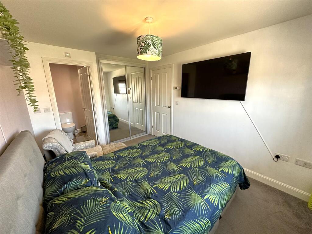 Bedroom One Into En-Suite 183