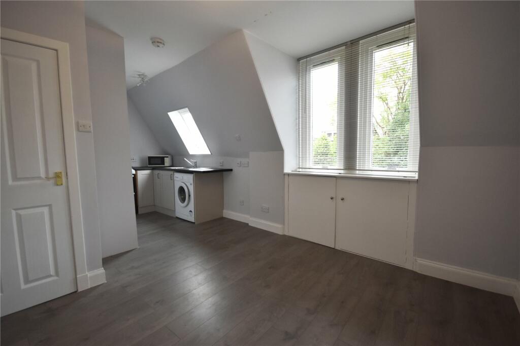 Kitchen/Lounge